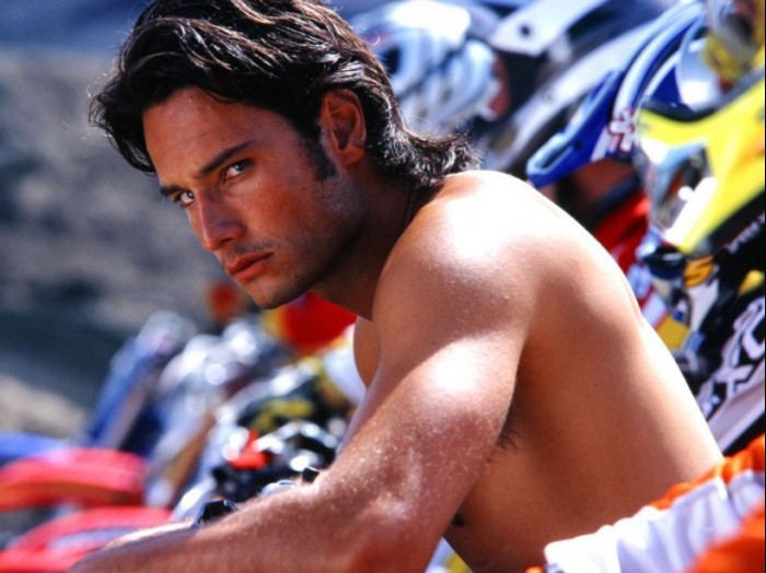 NuBOYS.net - Astros - Rodrigo Santoro 19