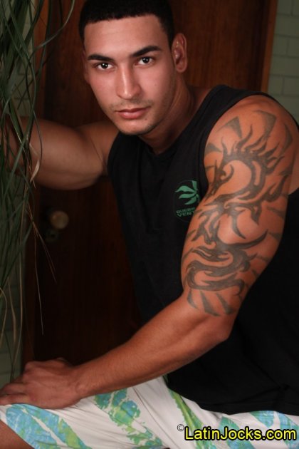 Julio Cesar - Latinosbrazil.blogspot.com 2