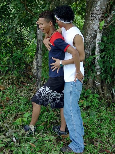 Xachi & Tali - latinosbrazil.blogspot.com 10