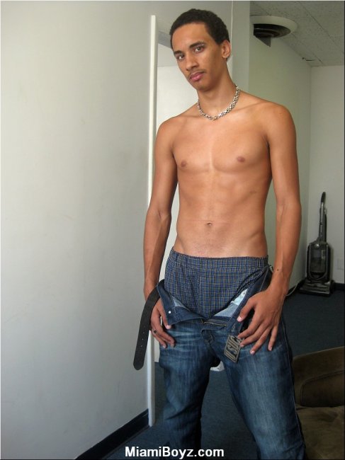 Chris1 -  latinosbrazil.blogspot.com 6