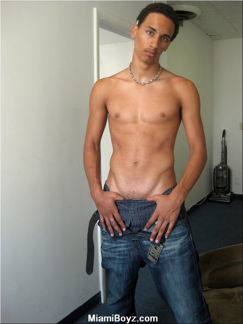 Chris1 -  latinosbrazil.blogspot.com 7