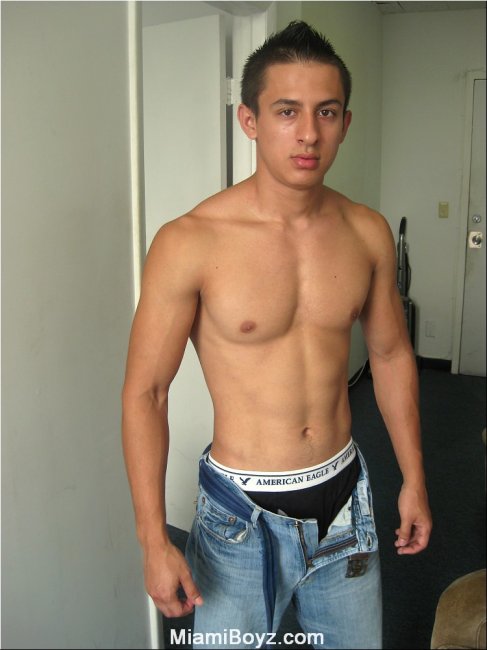 Chris -  latinosbrazil.blogspot.com 5