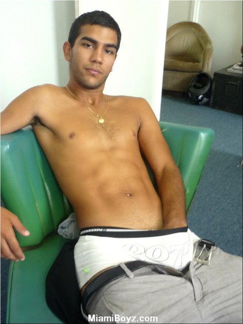 Camilo -  latinosbrazil.blogspot.com 27