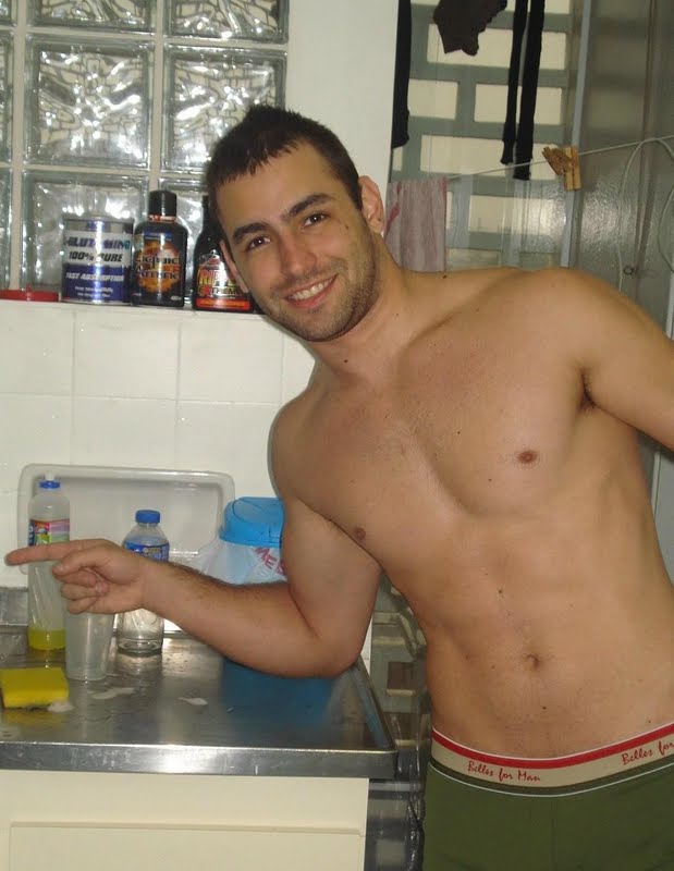 Thiago (BRAZILIANGUY) 5