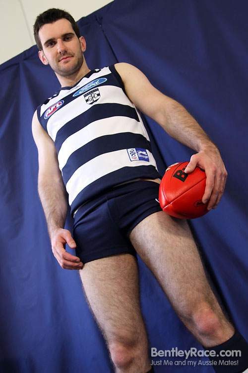 Josh Harris 32