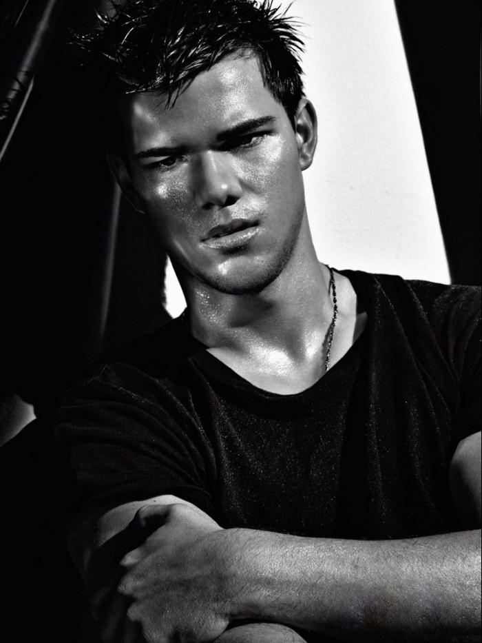 Taylor Lautner  22