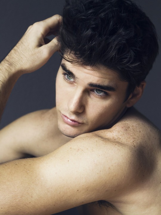 Modelo sexy Charlie Matthews 21